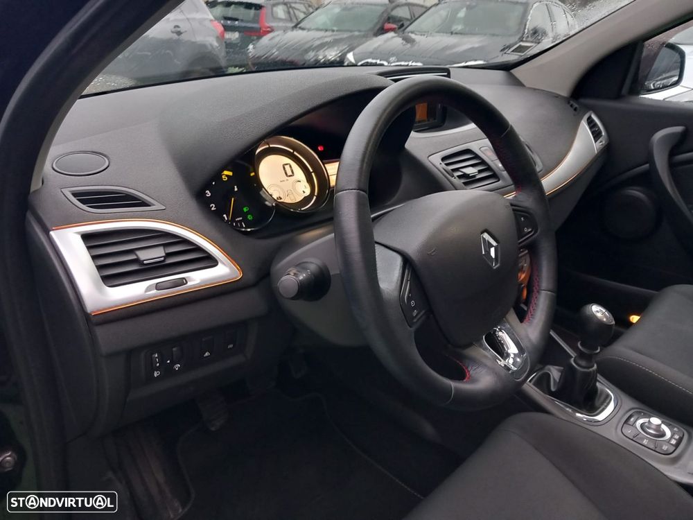 Renault Mégane Sport Tourer 1.5 dCi Dynamique - 8