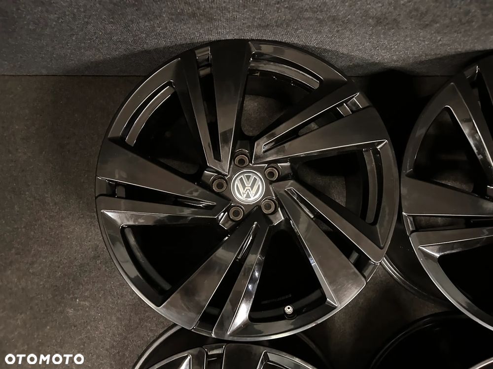 Alufelgi VW Touareg III, Audi Q7 20 cali 5x112 4szt. Czarne! ŁADNE! - 11