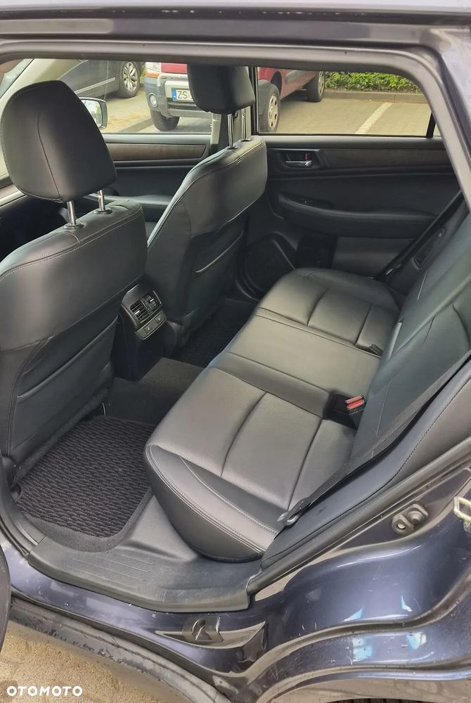 Subaru Outback - 6