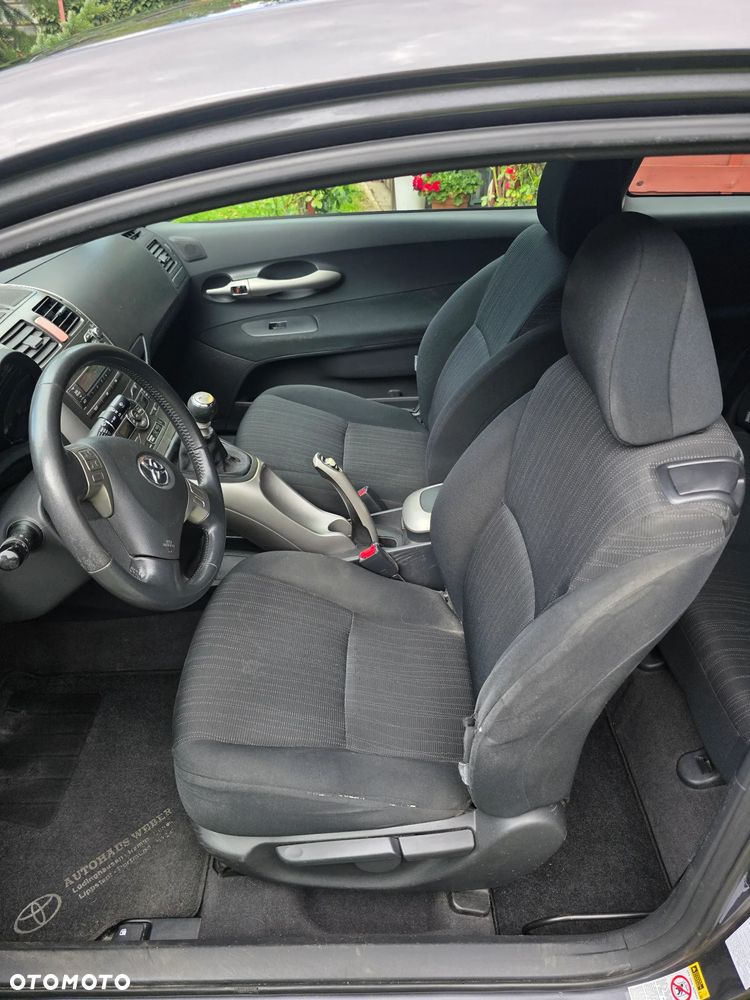 Toyota Auris 2.0 D-4D Luna - 8