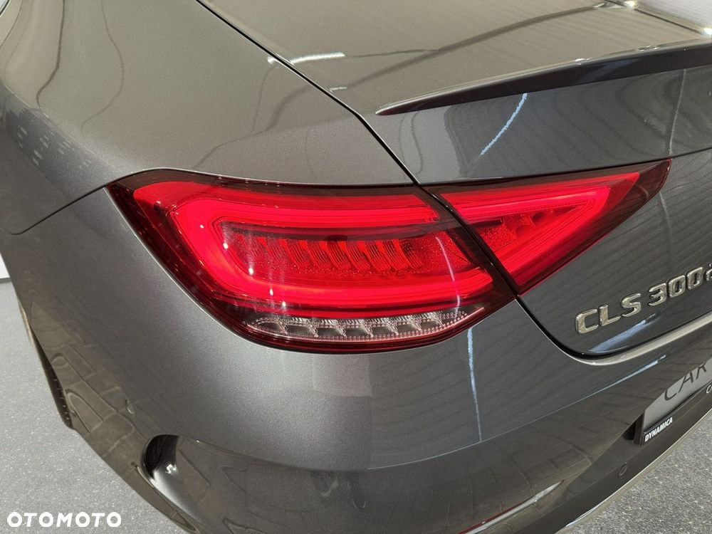 Mercedes-Benz CLS - 12