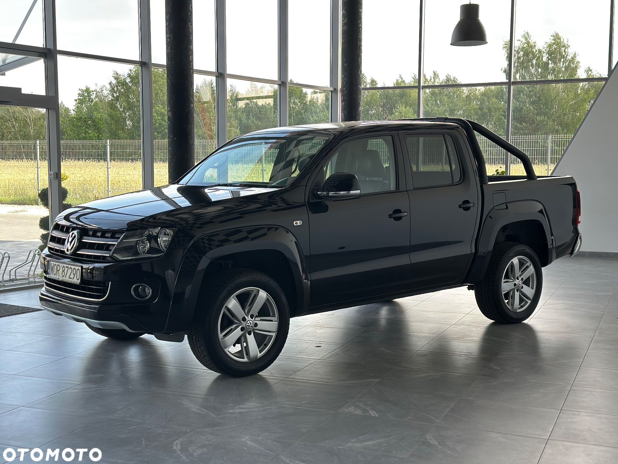 Volkswagen Amarok - 1