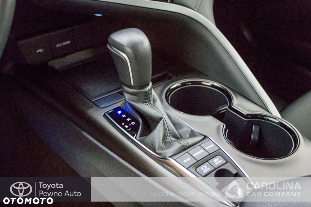 Toyota Camry 2.5 Hybrid Comfort CVT - 16