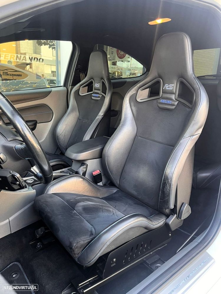 Ford Focus 2.5 T RS - 22