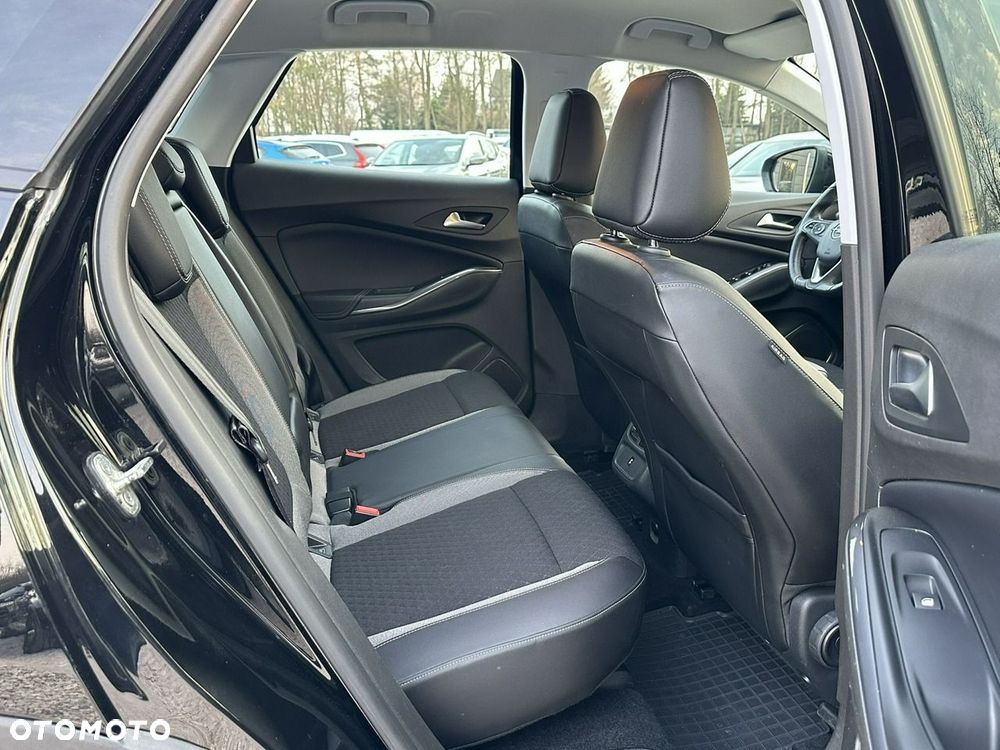 Opel Grandland X - 17