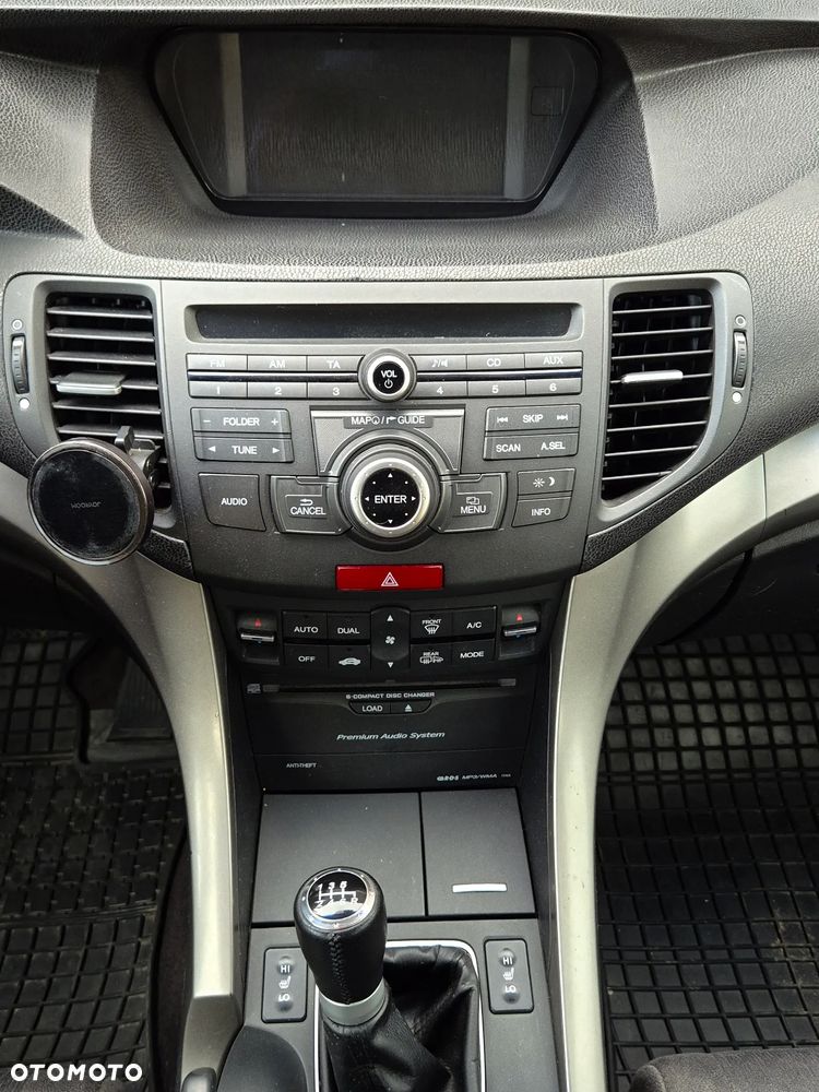 Honda Accord 2.0 Executive - 13