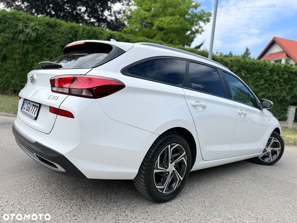Hyundai i30 1.6 CRDI DCT Premium - 17