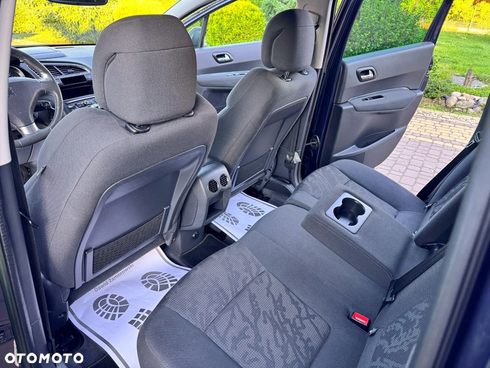 Peugeot 3008 155 THP Active - 32