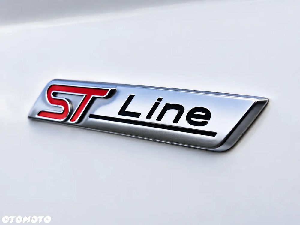 Ford Focus 1.5 EcoBoost ST-Line - 15
