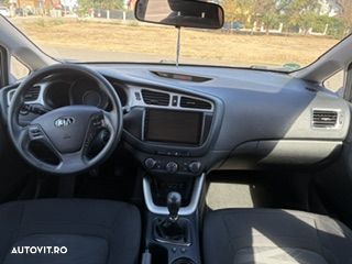 Kia Ceed 1.4 GSL BEST - 13