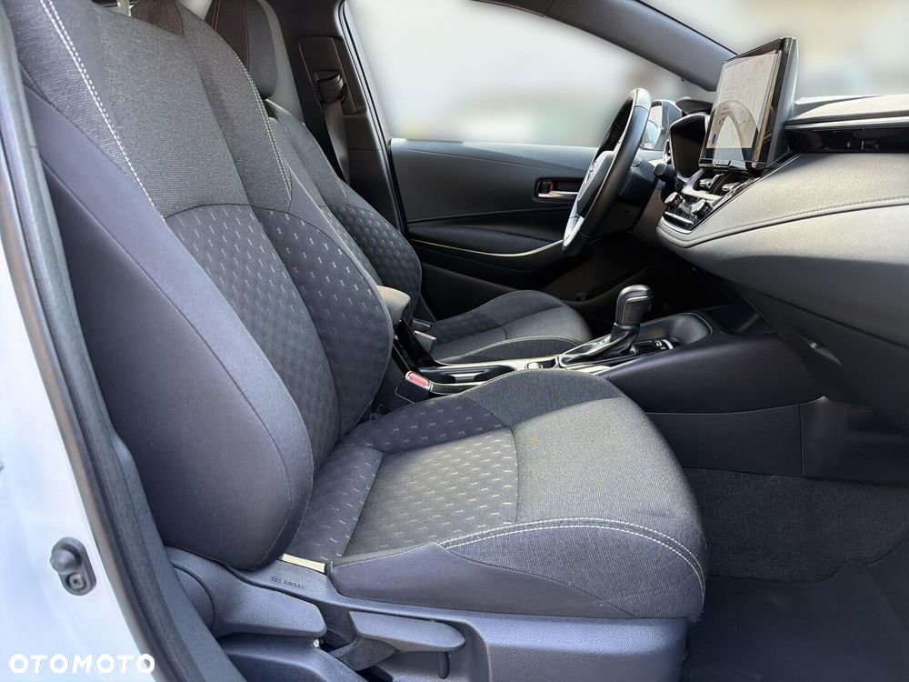 Toyota Corolla 1.8 Hybrid Comfort - 12