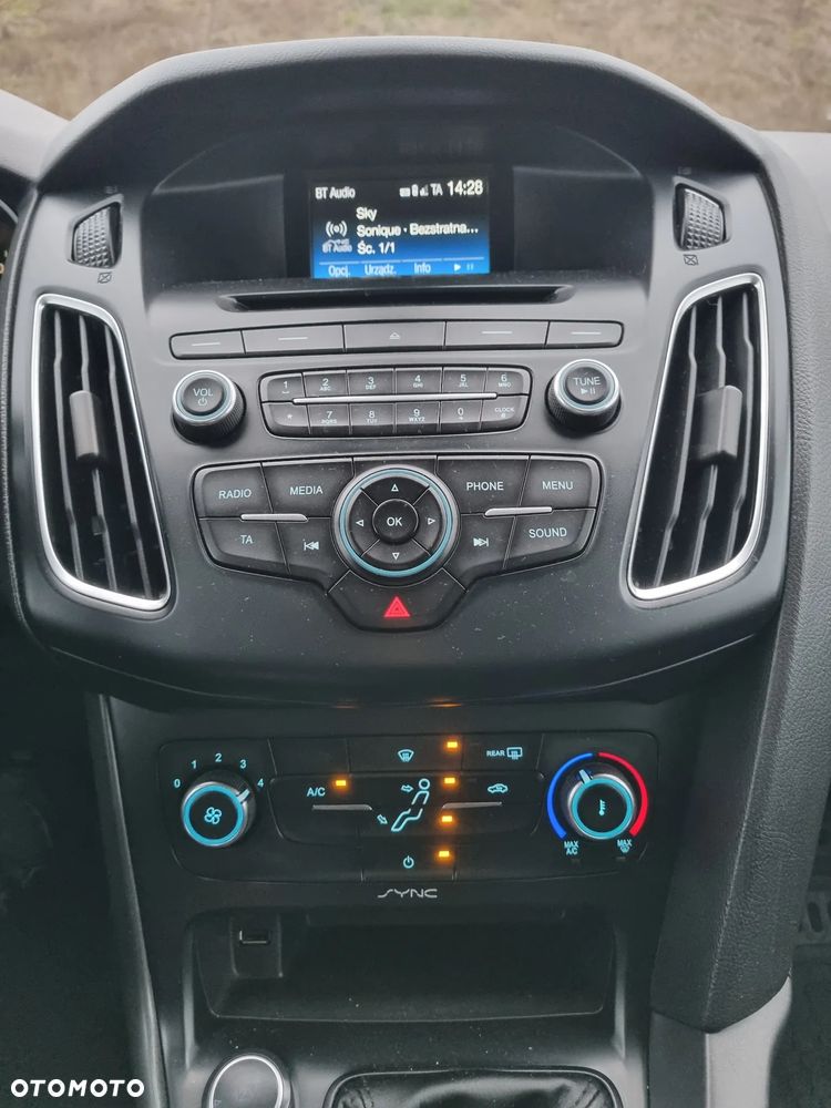 Ford Focus 1.6 Trend - 9