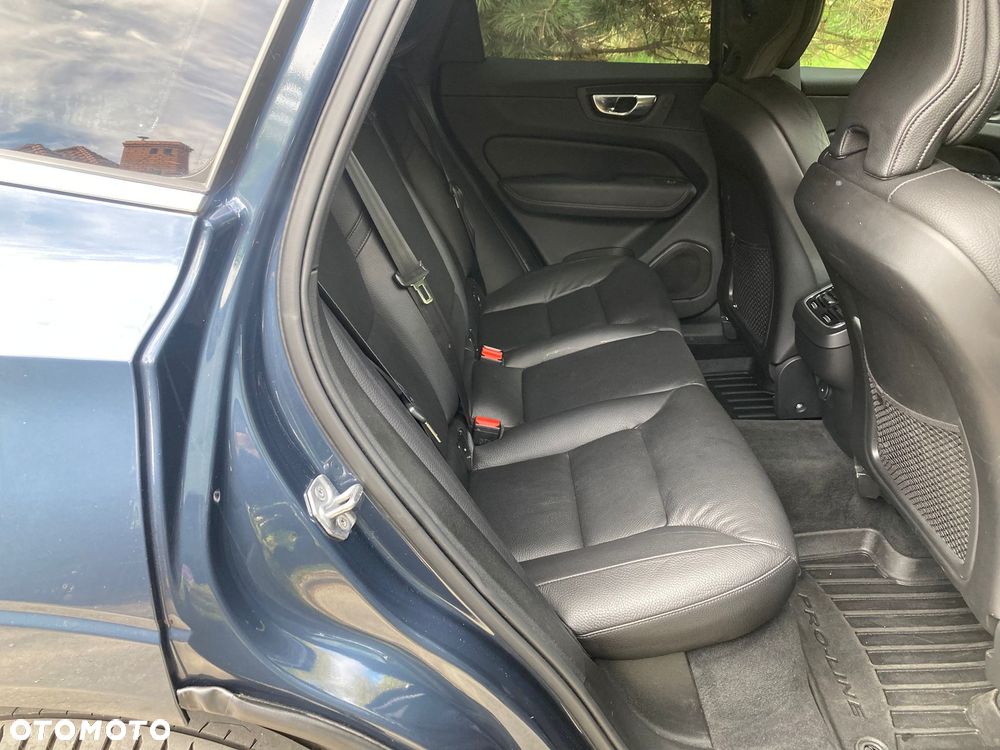 Volvo XC 60 B4 D Inscription - 25