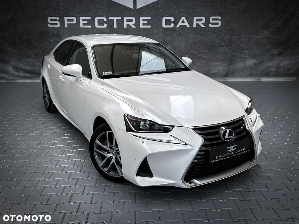 Lexus IS - 3