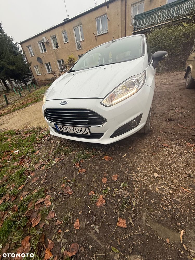 Ford Fiesta 1.5 TDCi Ambiente - 4