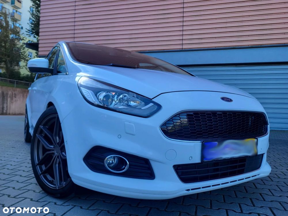 Ford S-Max 2.0 TDCi Titanium PowerShift - 2