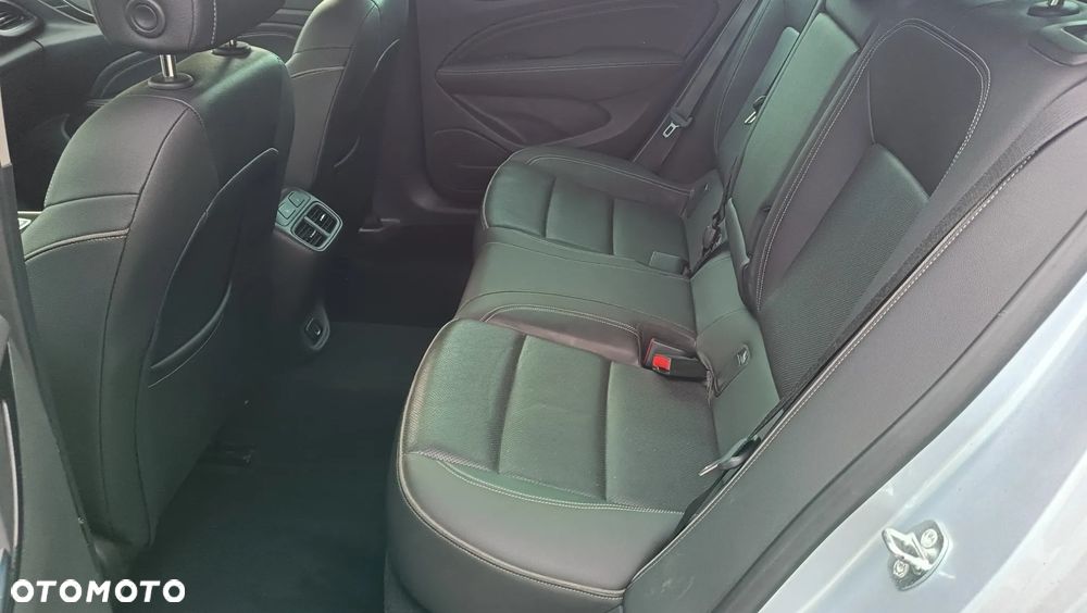 Opel Insignia 1.6 CDTI Innovation S&S Eco - 15