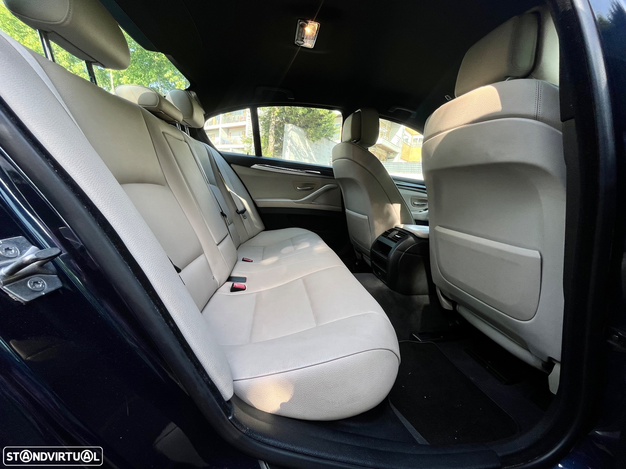 BMW 520 d Auto - 8
