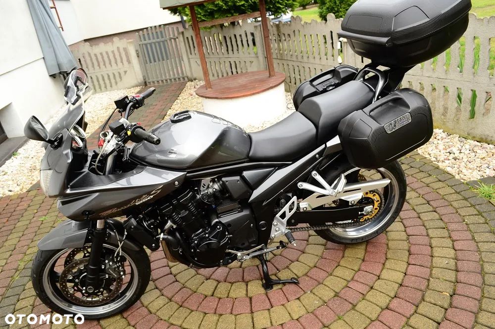 Suzuki Bandit - 31