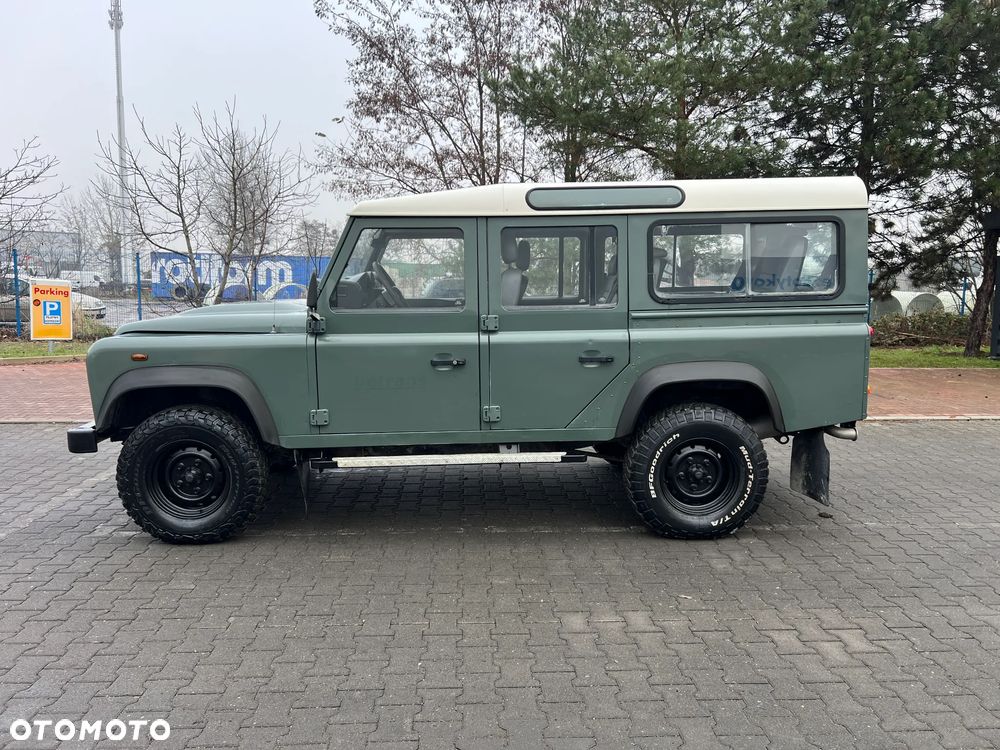 Land Rover Defender - 4