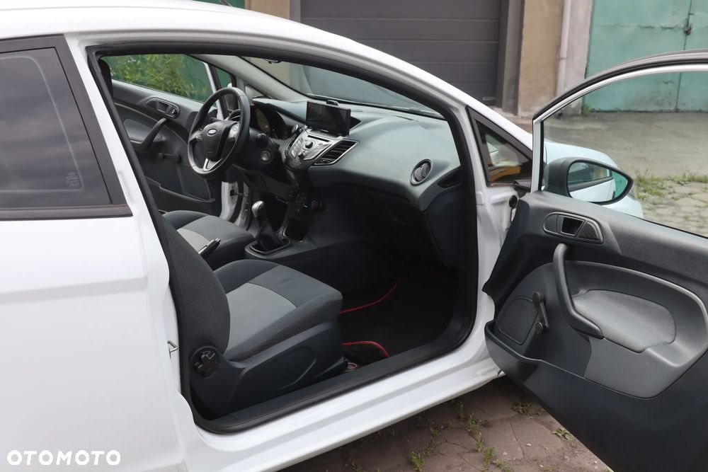 Ford Fiesta 1.25 Ambiente - 9