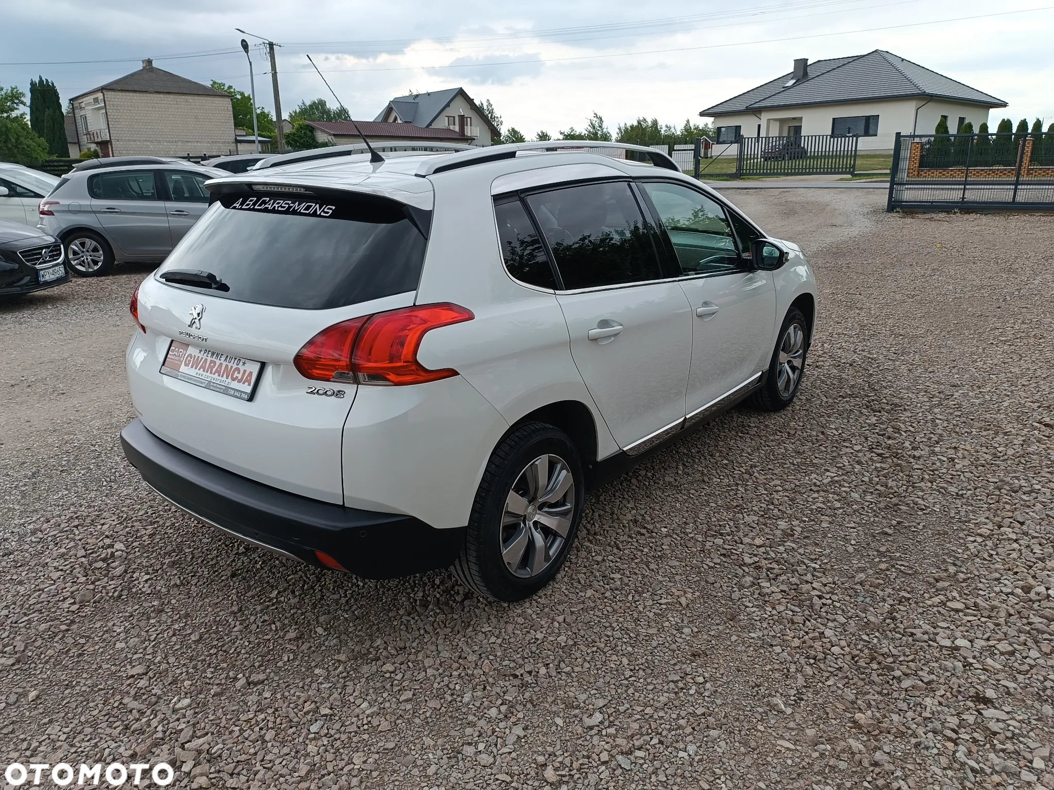 Peugeot 2008 1.2 Pure Tech GPF Active - 10