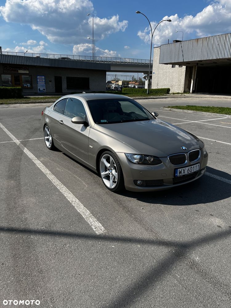 BMW Seria 3 335i - 1