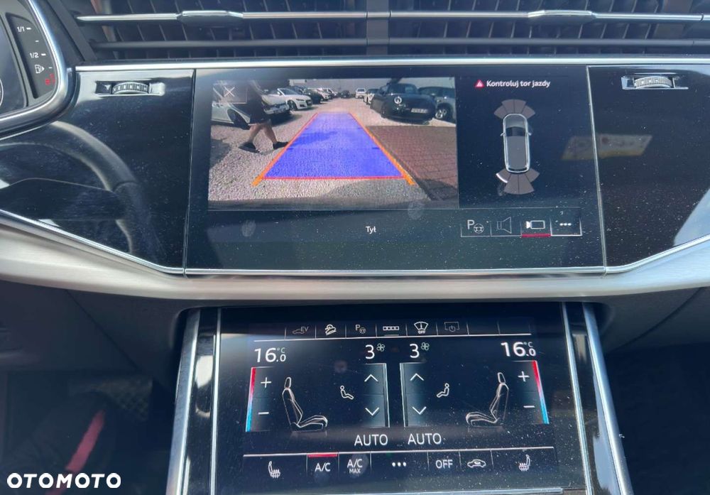 Audi Q7 - 17