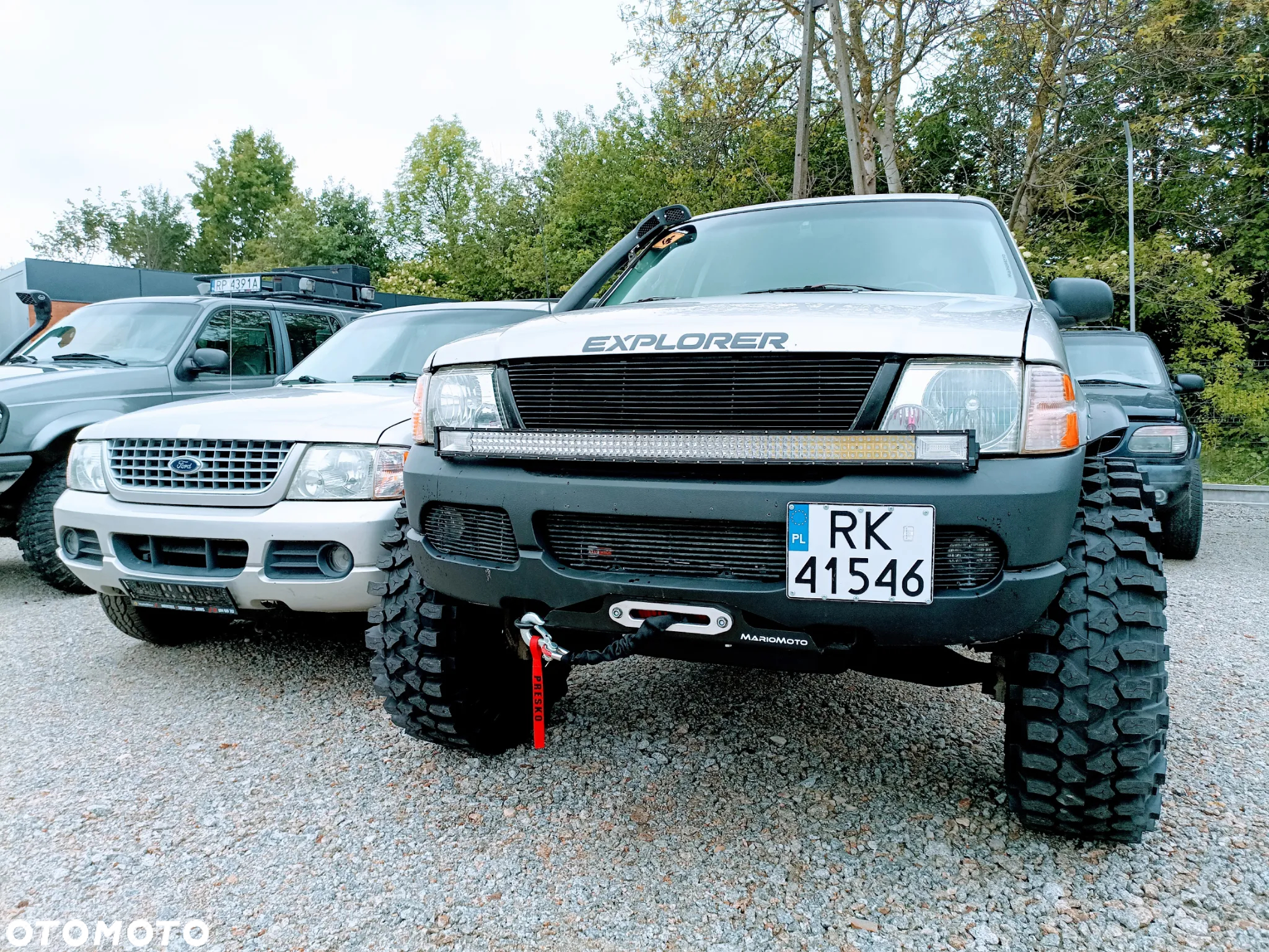 Ford Explorer 4.6 - 18