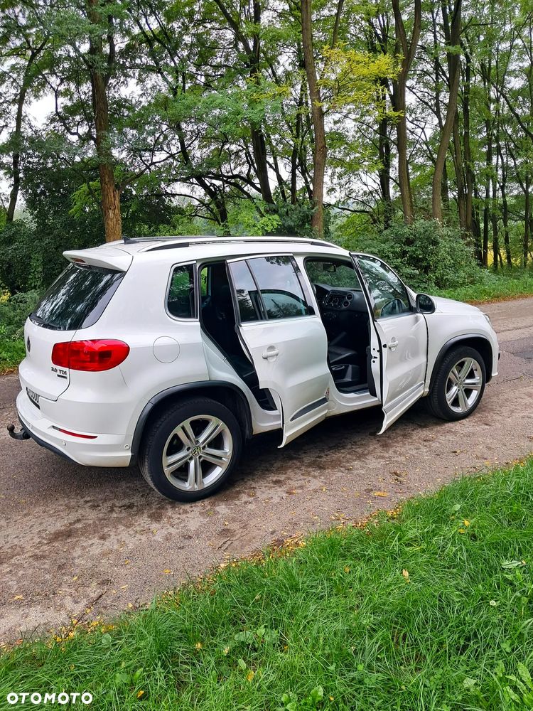 Volkswagen Tiguan 2.0 TDI 4Mot Perfectline R-Style DSG - 11