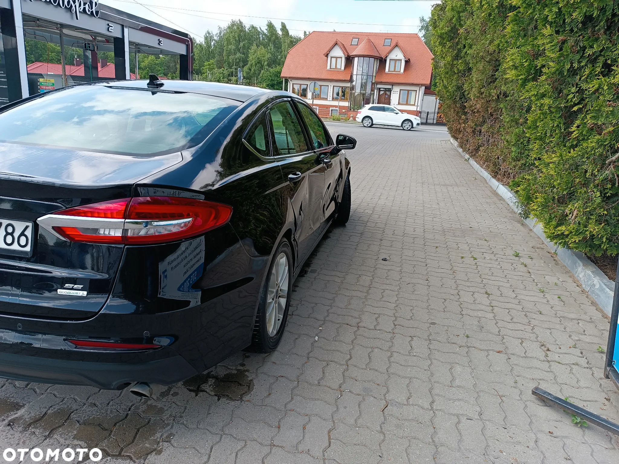 Ford Fusion - 8