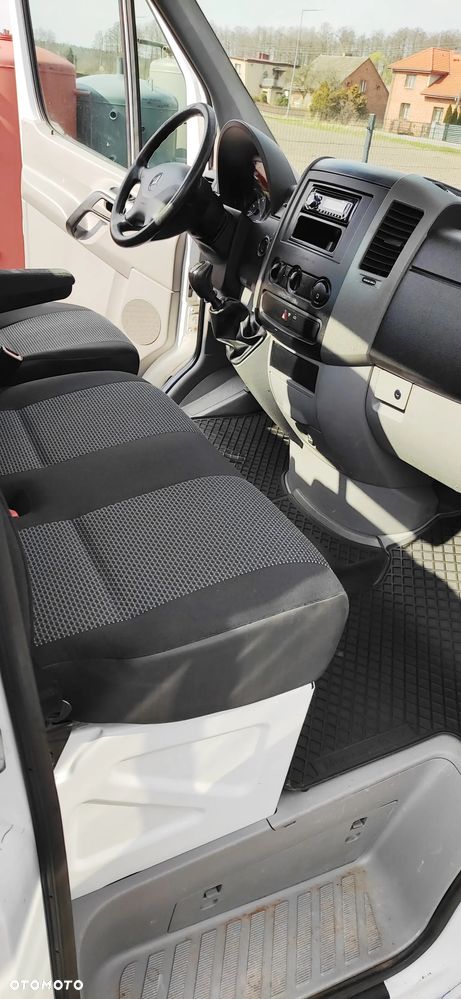 Mercedes-Benz Sprinter - 19