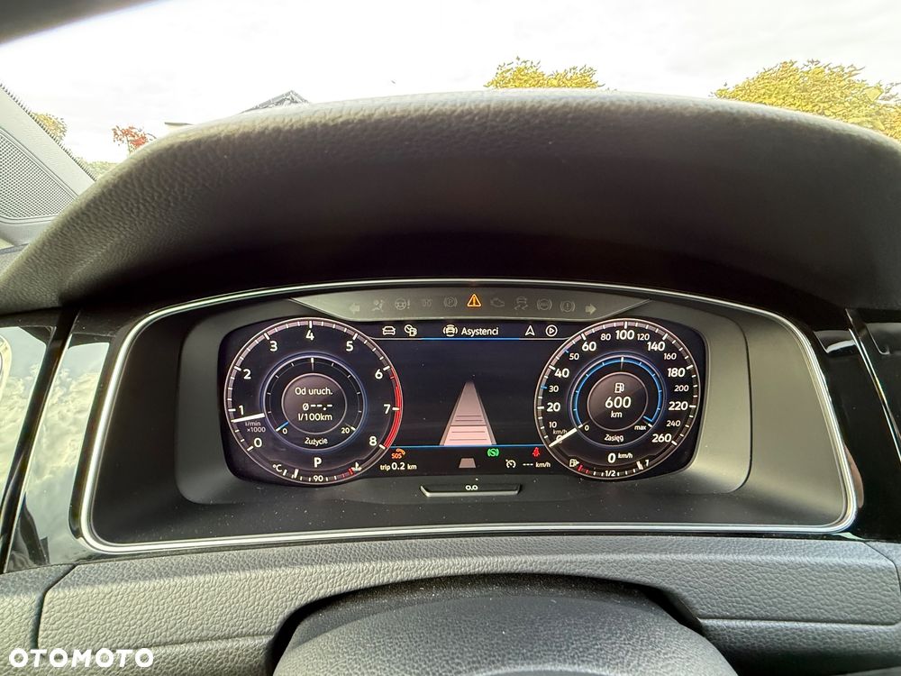 Volkswagen Golf 1.5 TSI ACT OPF DSG Highline - 20