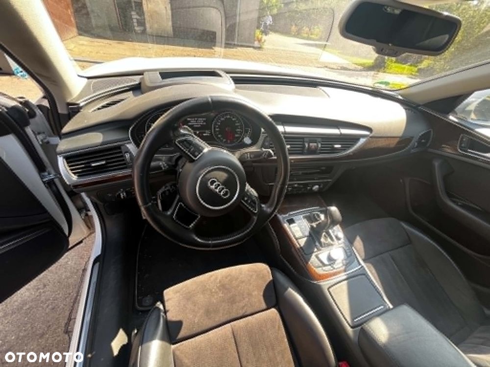 Audi A6 Avant 3.0 TDI S tronic - 14