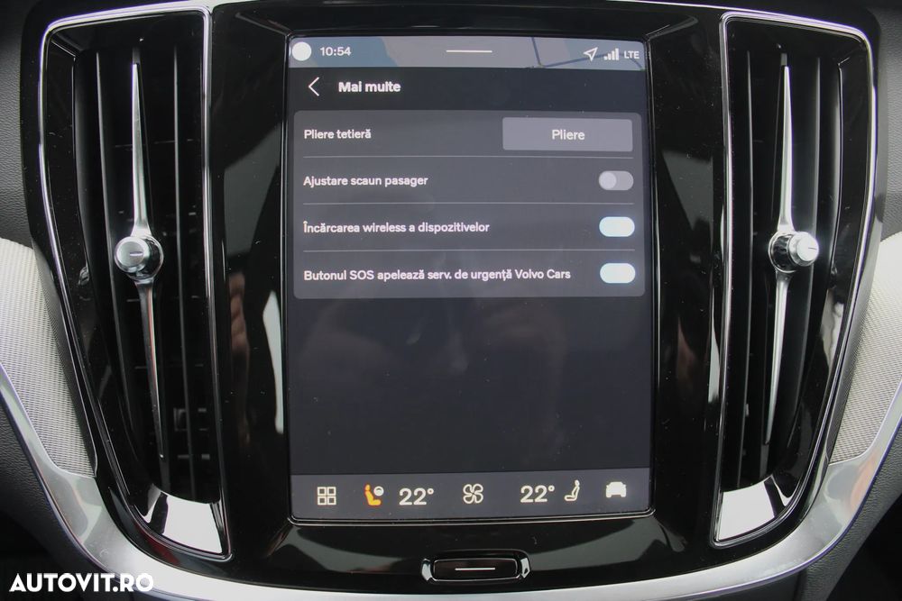 Volvo V60 B4 B DKG Plus Dark - 28