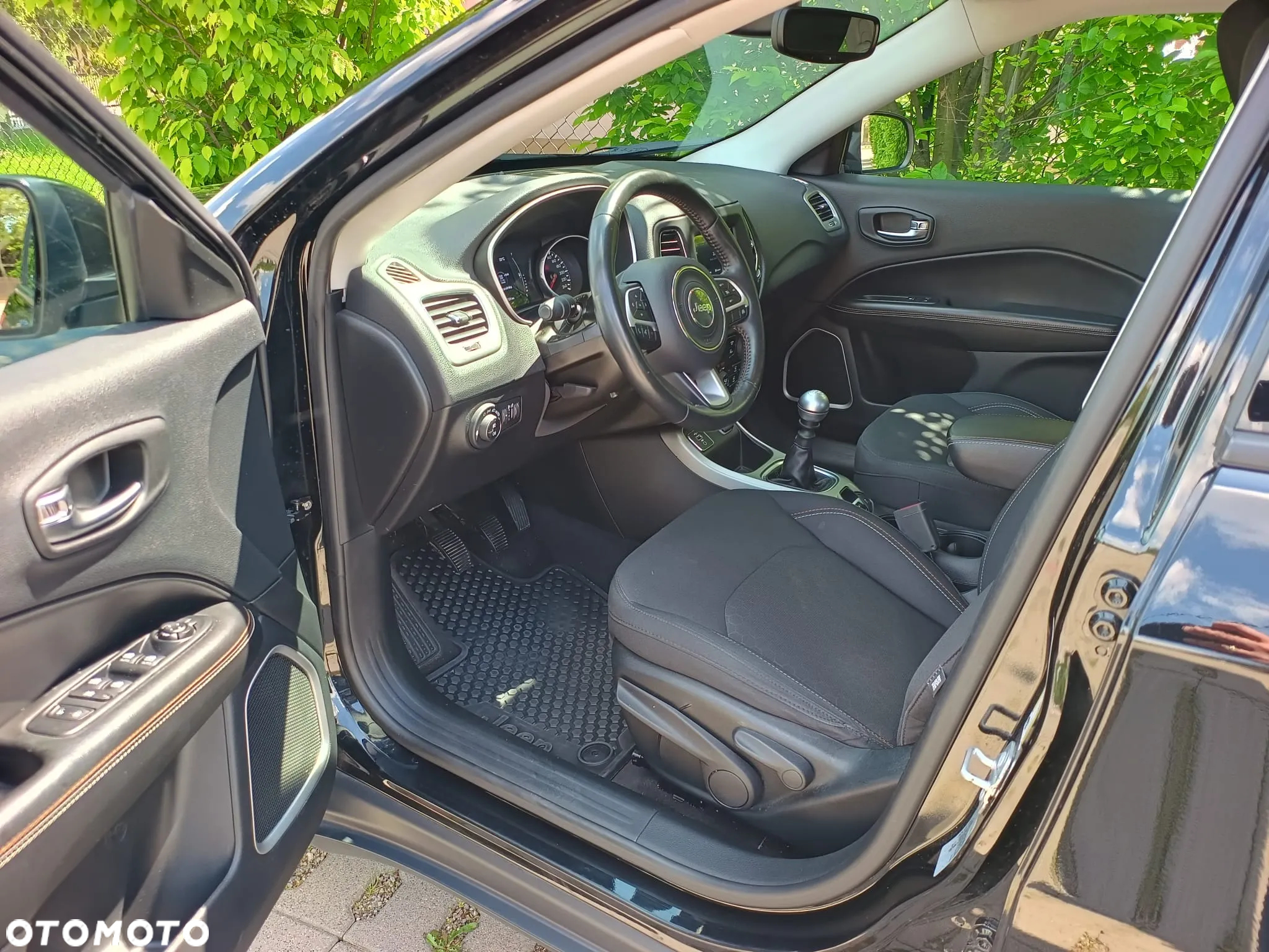 Jeep Compass 1.4 MultiAir Longitude - 17