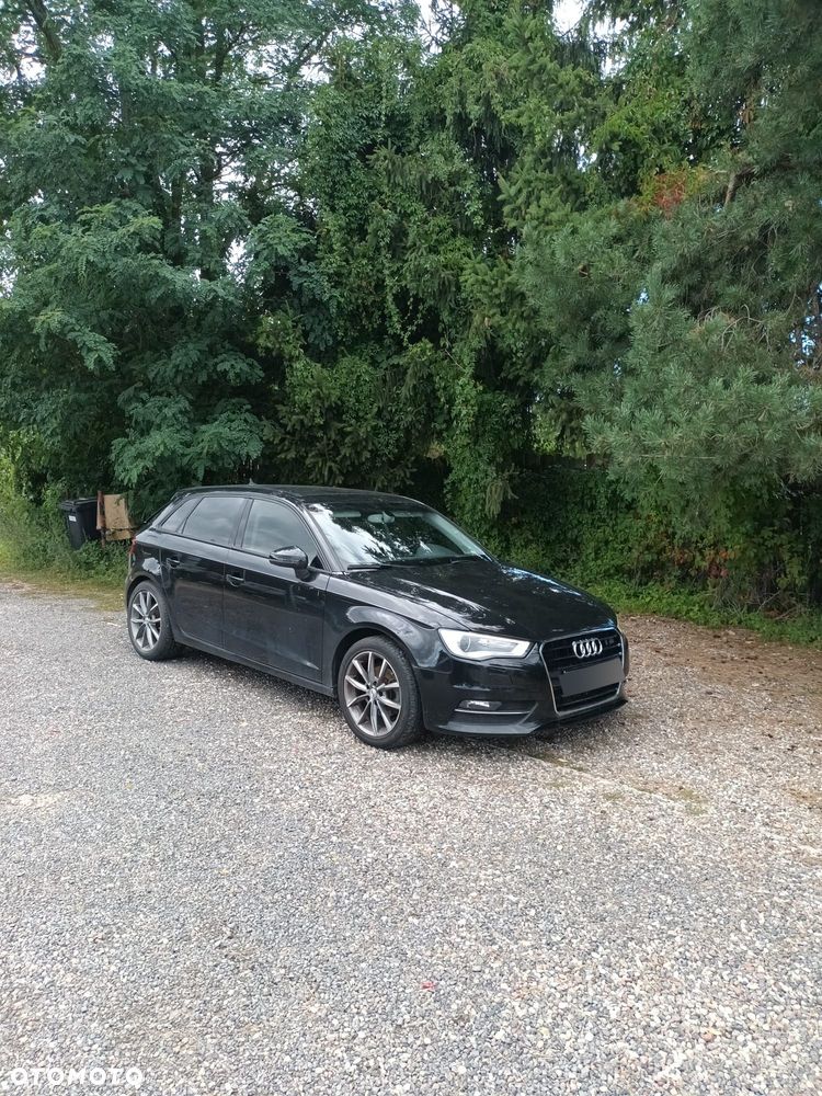 Audi A3 Sportback - 13