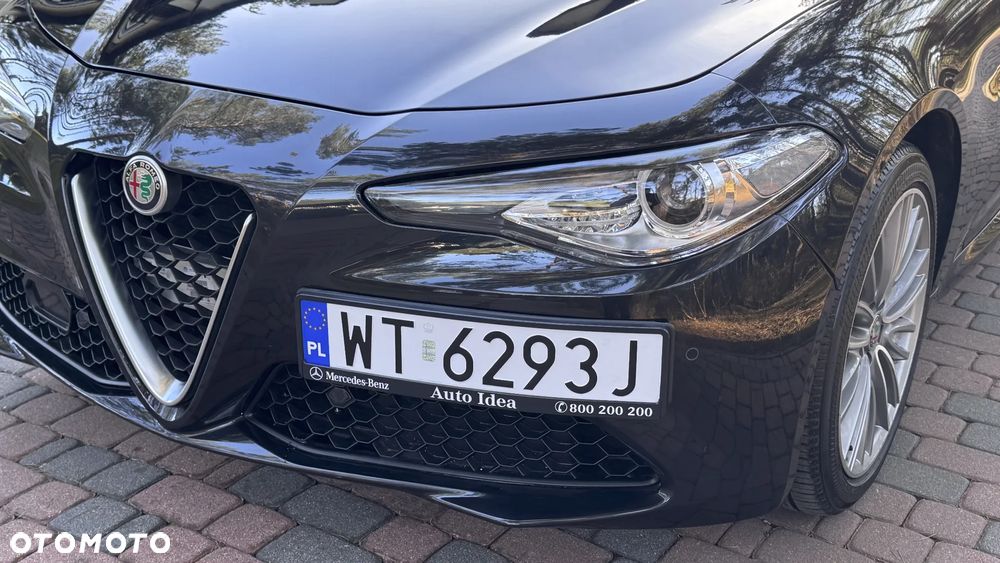 Alfa Romeo Giulia 2.0 Turbo 16V AT8-Q4 Ti - 6