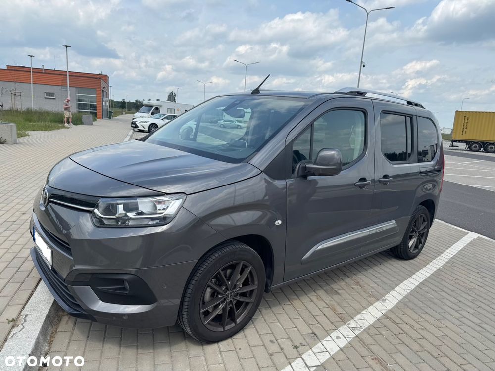 Toyota Proace City Verso 1.5 D-4D Family - 4