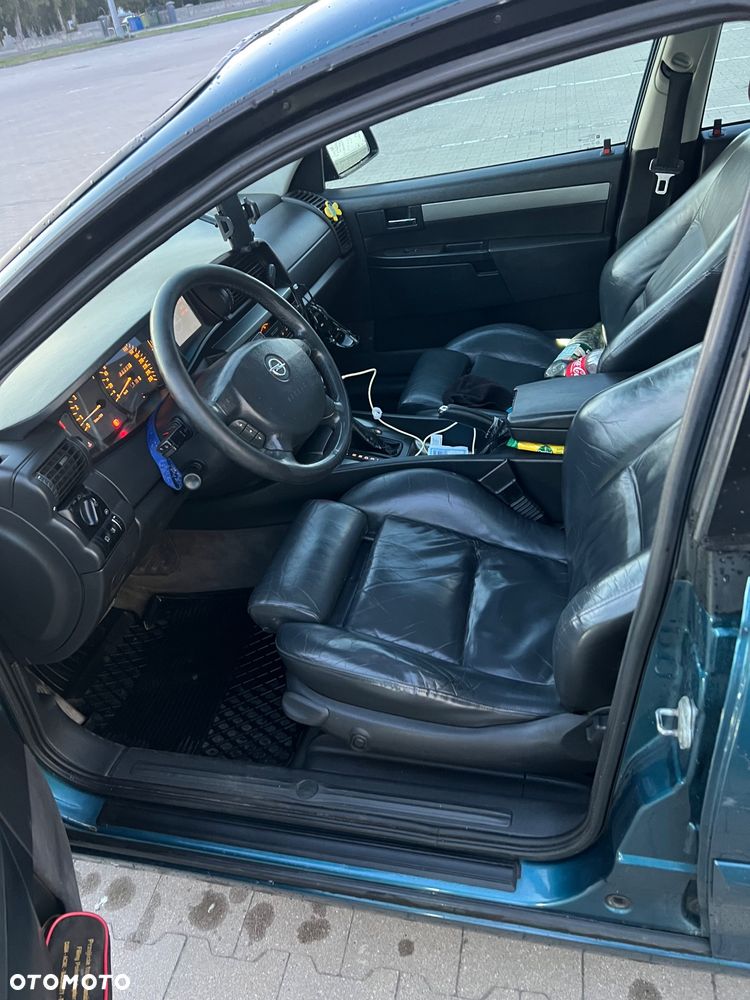 Opel Omega 3.2 Sport - 8