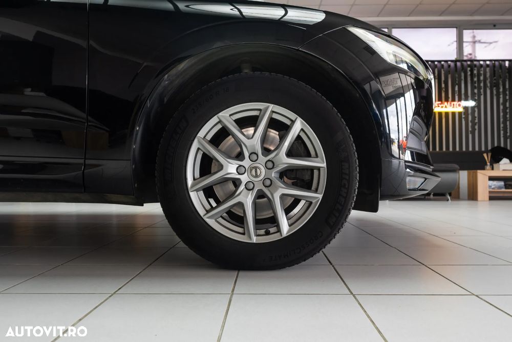 Volvo XC 60 T5 Geartronic Momentum Pro - 6