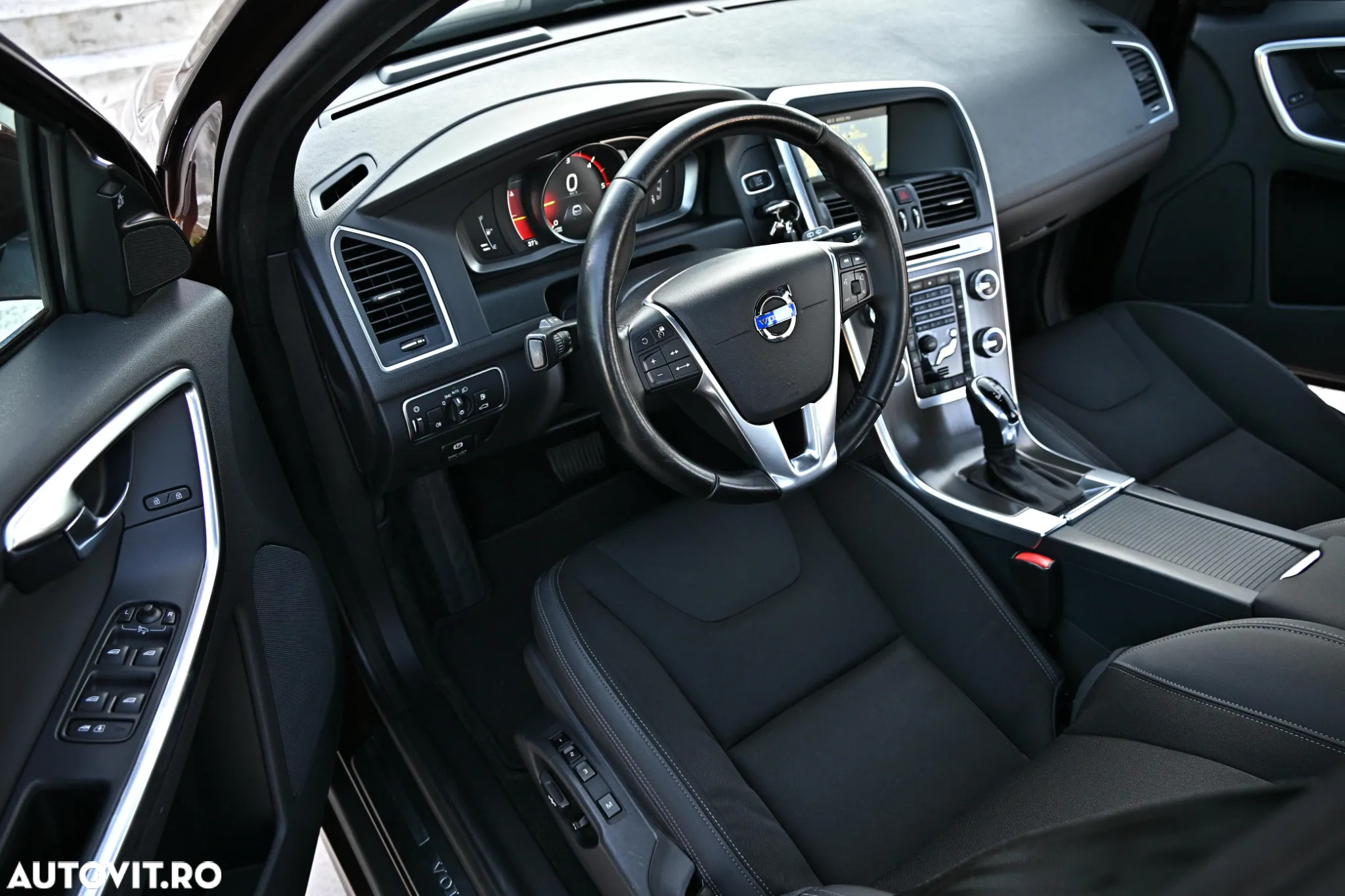 Volvo XC 60 D4 Geartronic Summum - 5