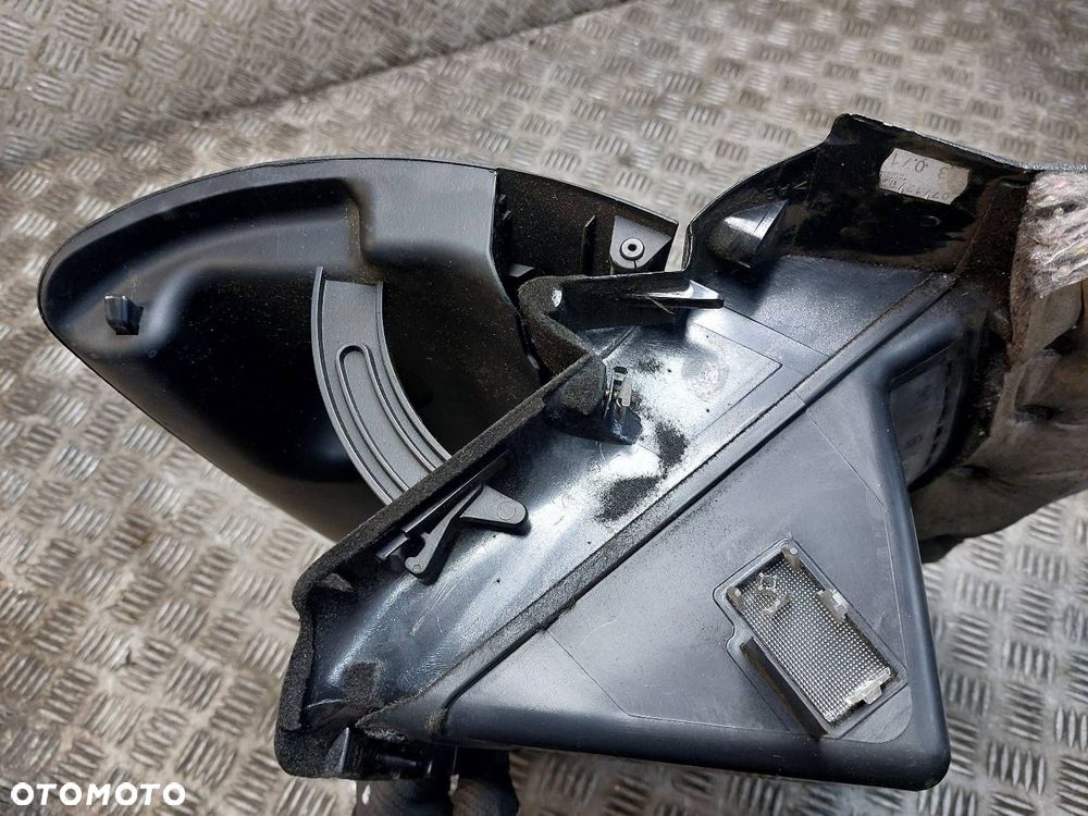 SCHOWEK PASAŻERA VOLKSWAGEN PASSAT B5 3B1857101 - 7