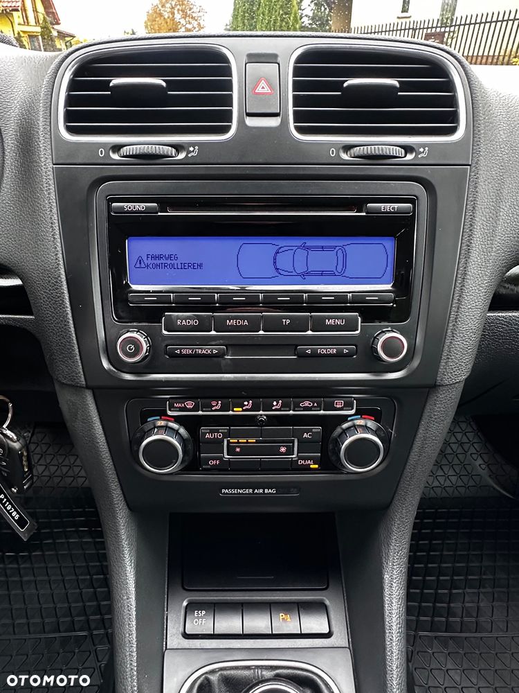 Volkswagen Golf 1.6 Comfortline - 31