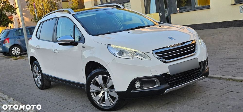 Peugeot 2008 1.2 Pure Tech Style S&S - 21