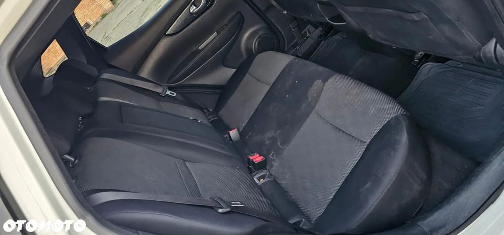 Nissan Qashqai 1.2 DIG-T N-Vision - 14