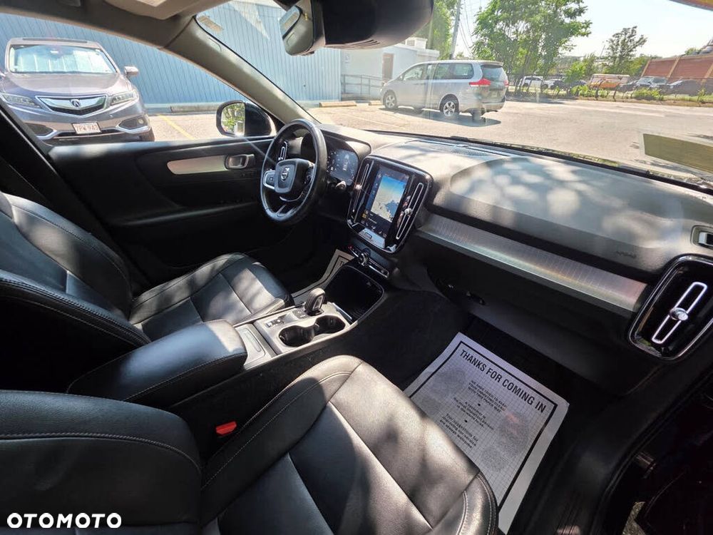 Volvo XC 40 T5 AWD Momentum - 10