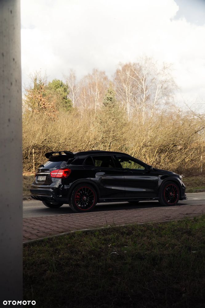 Mercedes-Benz GLA 45 AMG 4-Matic - 18