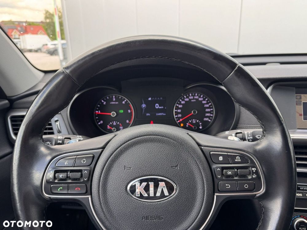 Kia Optima 1.7 CRDI M DCT - 24