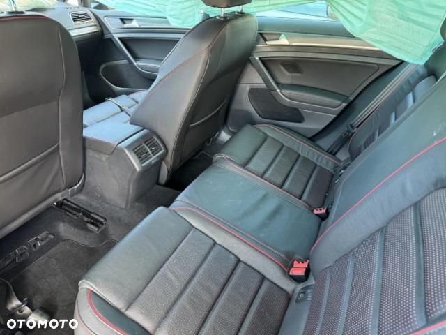 Volkswagen Golf GTI 2.0 TSI OPF DSG Performance - 8